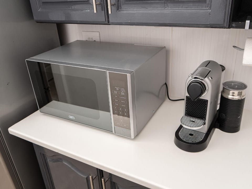 Coffee/tea facilities, Kitchen or kitchenette, minibar, toaster