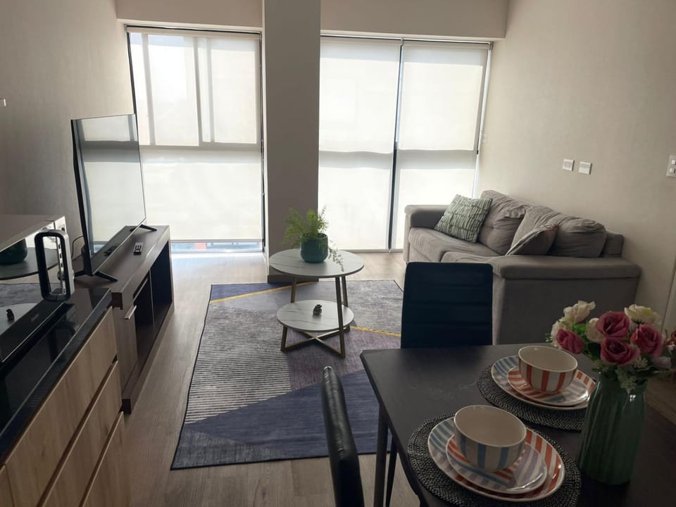TV and multimedia, Dining area