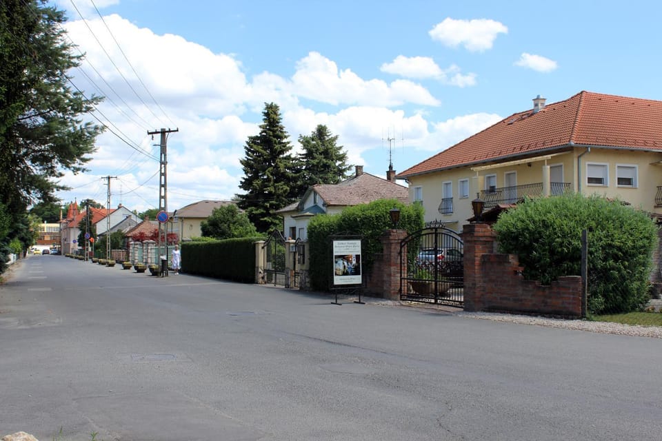 Property building, Street view