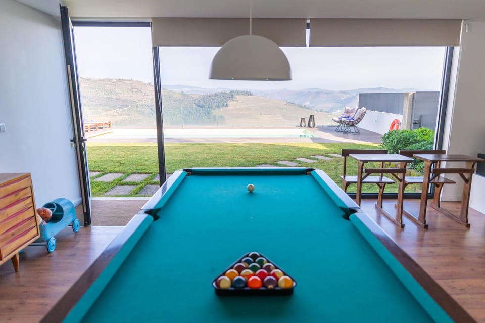 Spacious Villa with Private Pool & Garden in Douro, by Hopstays Villa in Vila Real District