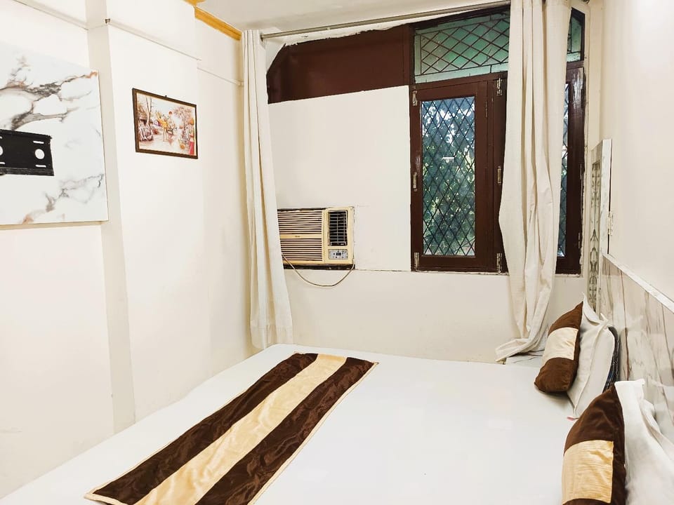 TV and multimedia, air conditioner
