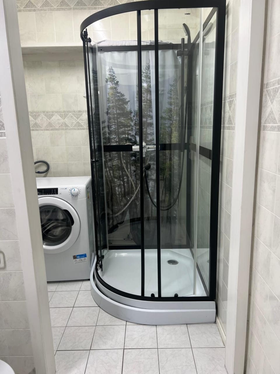 Easy living near city centre, free parking Apartment in Tromso