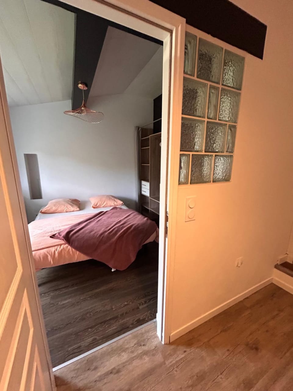 Chambre indépendante au pied de la Rhune Vacation rental in Urrugne