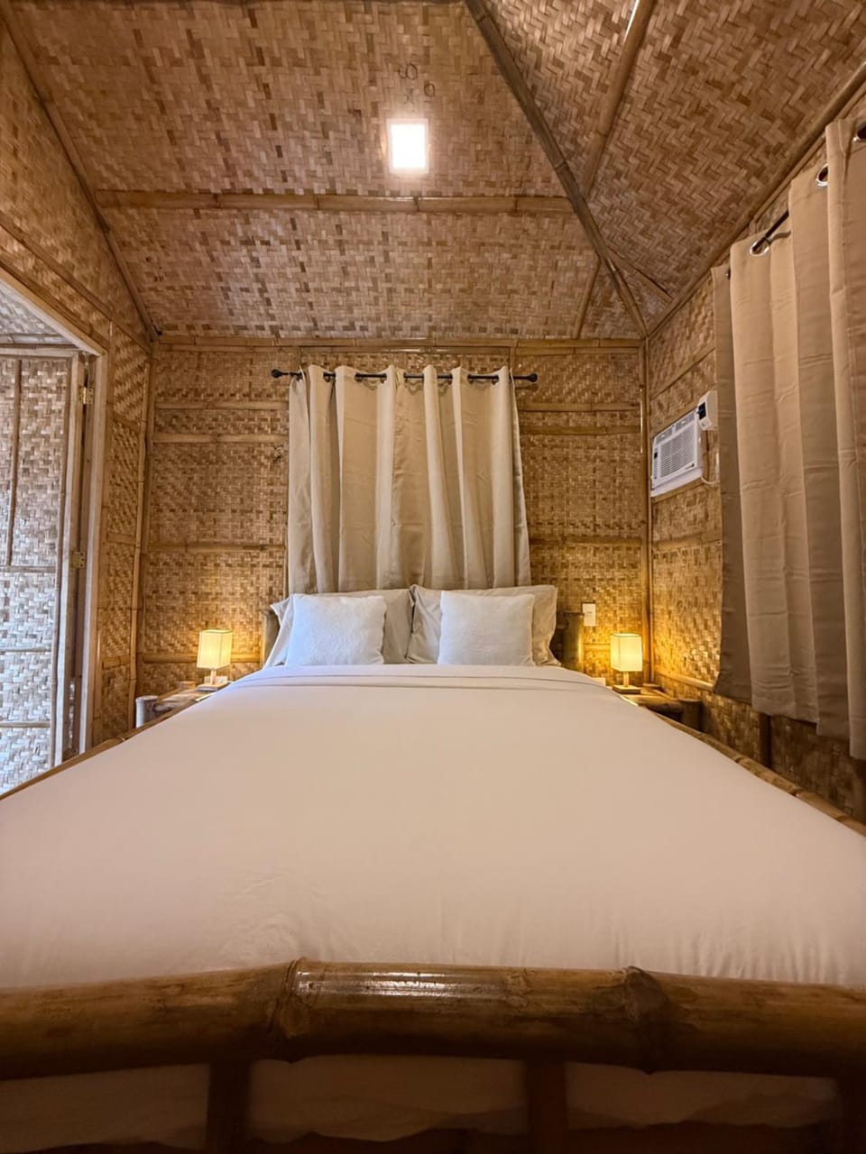 The Bamboo villas 2 Bed and Breakfast in Central Visayas