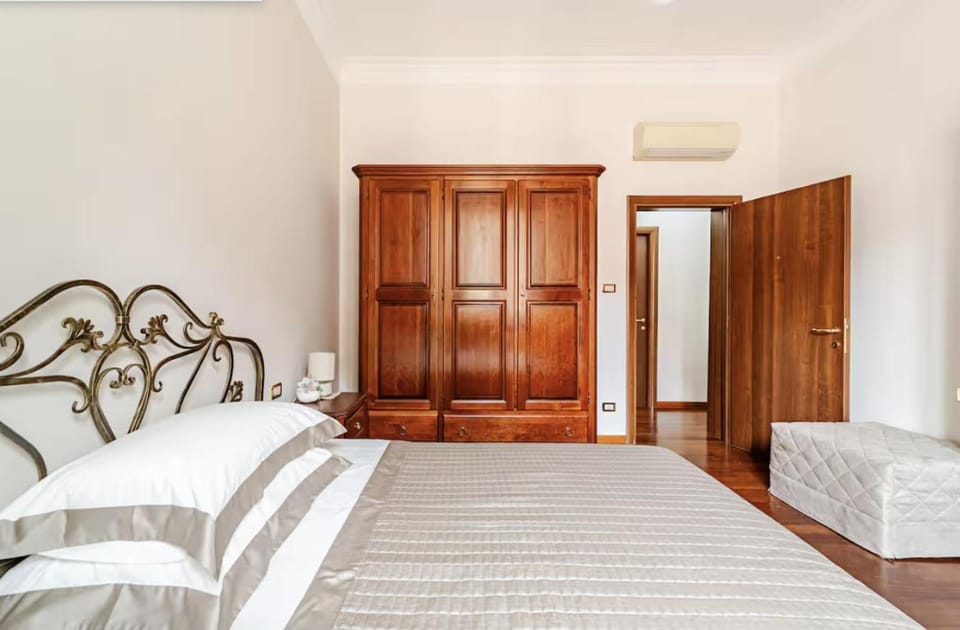 Residenza Felsinea - Luxury Boutique Apt in Historic Center Apartment in Bologna