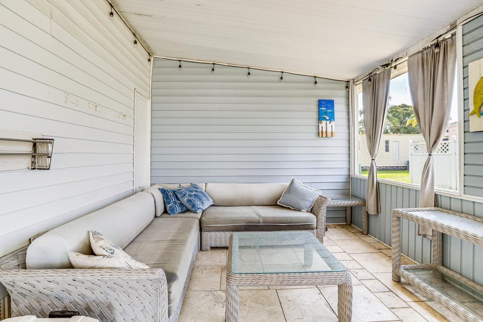 4 Mi to Dtwn Sarasota! Family Home w/ Pool Access House in Sarasota