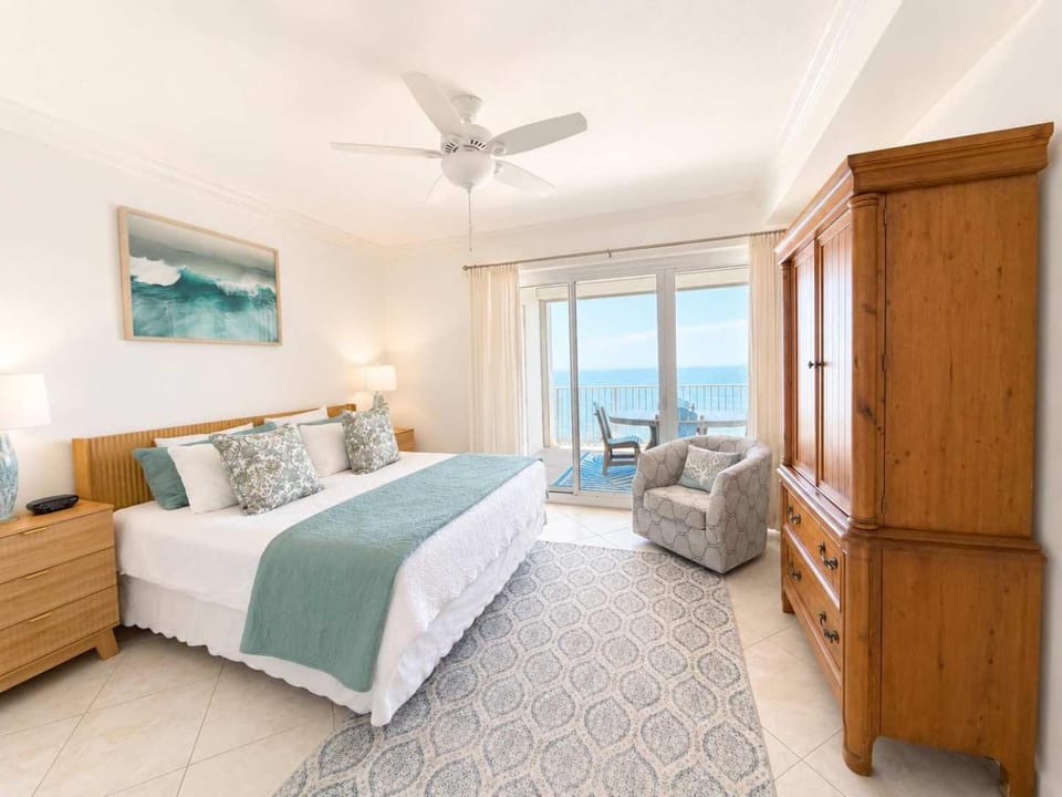 Regency Isle: Beachfront Bliss & Amazing Views 2 bedrooms House in Orange Beach