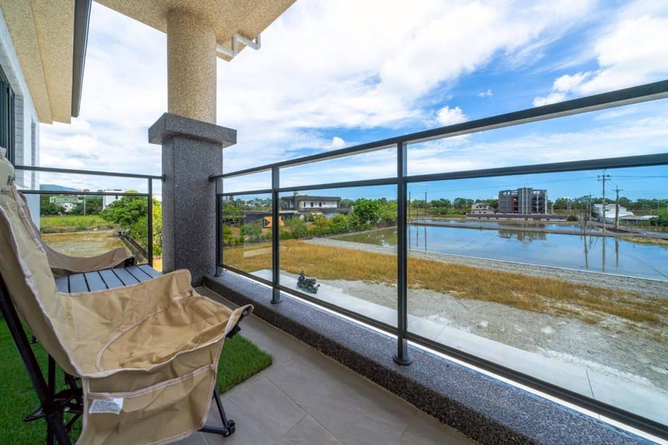 Patio, Natural landscape, View (from property/room), Balcony/Terrace