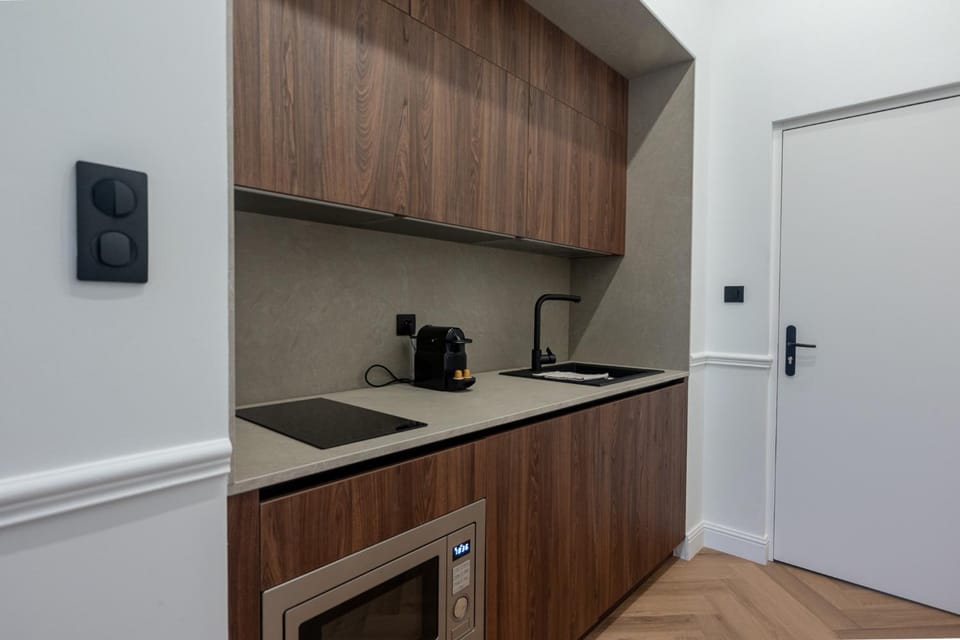 Kitchen or kitchenette, stove