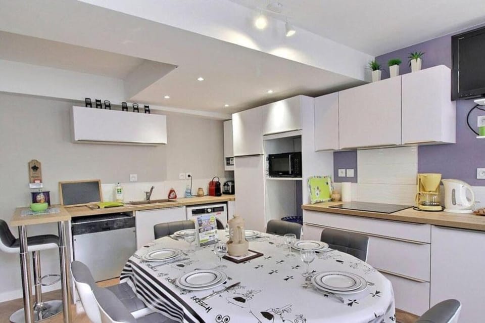 Communal kitchen