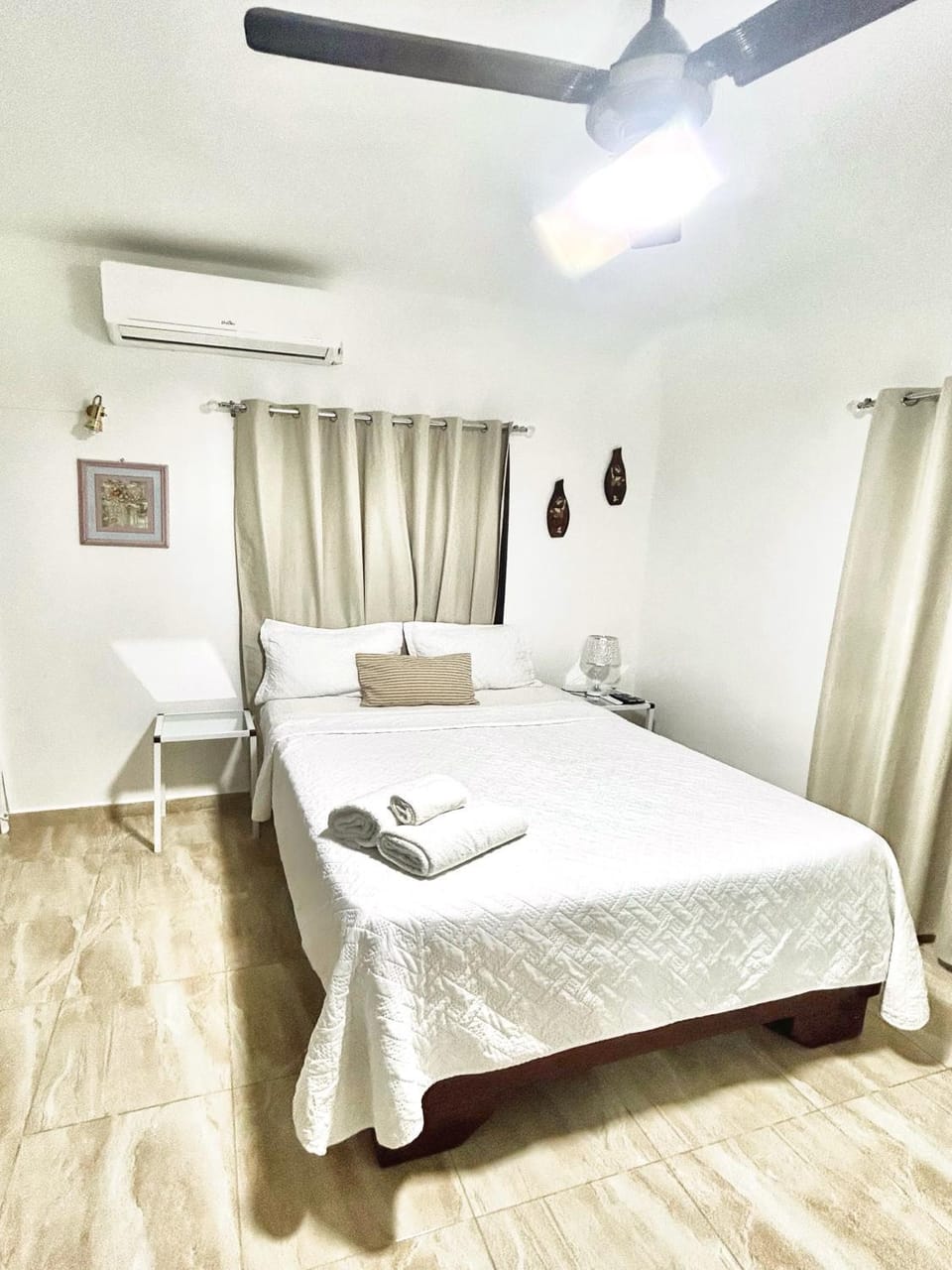 Bed, Photo of the whole room, Bedroom, towels, air conditioner
