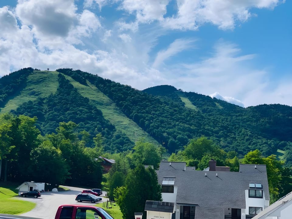 Ski-In, Ski-Out Sunrise Village Killington Condo - 2BR, Fireplace, Pool House in Mendon