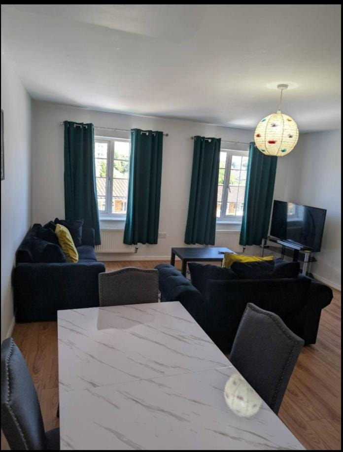 Folkstone Luxury Lodge 40 percent off with Garage and Driveway Apartment in Folkestone