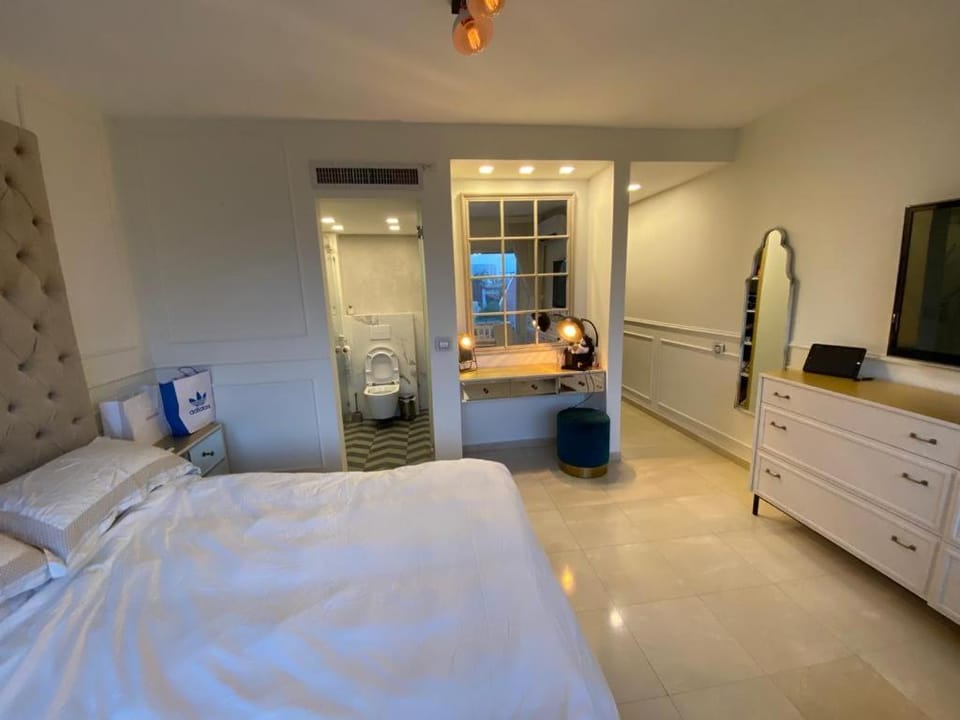 Luxury Sea View Penthouse Apartment in Herzliya