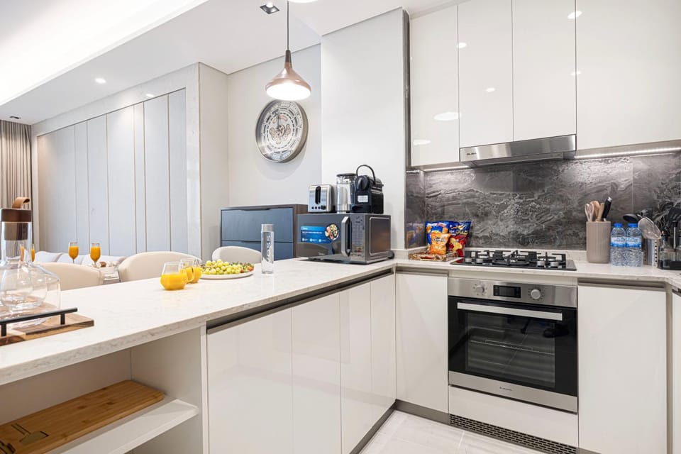 Kitchen or kitchenette, Food, toaster