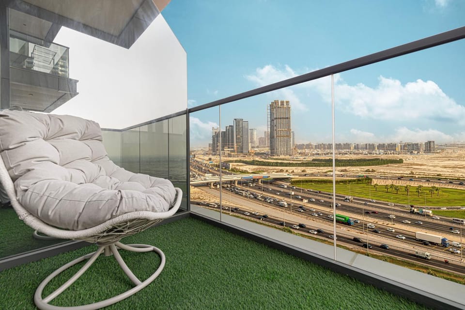 Day, View (from property/room), Balcony/Terrace, Seating area, City view