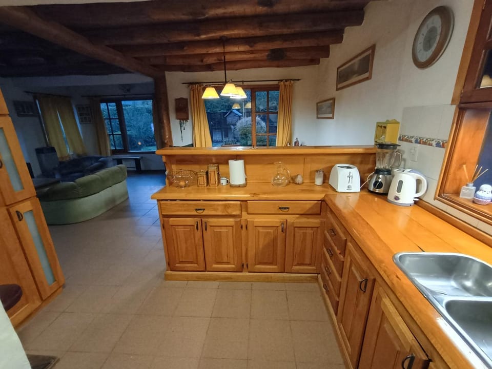 Coffee/tea facilities, Kitchen or kitchenette, toaster