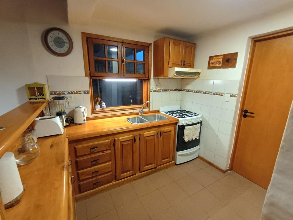 Kitchen or kitchenette, oven