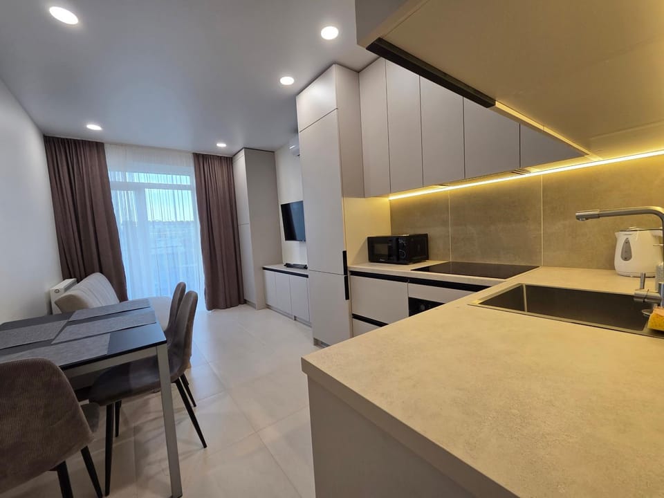 TV and multimedia, Kitchen or kitchenette, Dining area