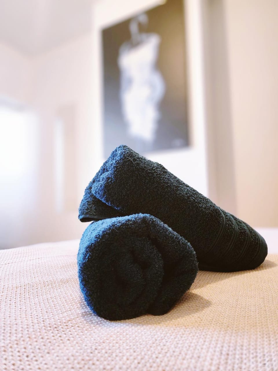 Bedroom, towels