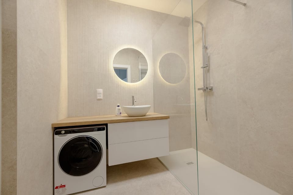 Shower, Bathroom, washing machine