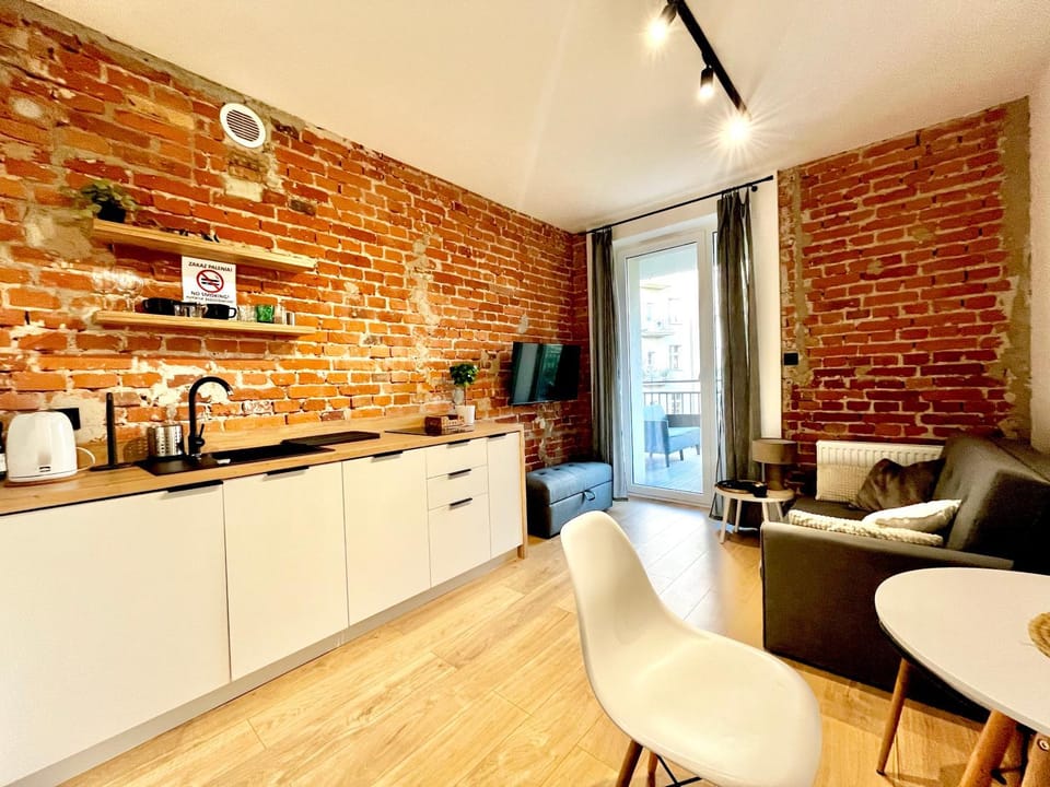 Urban Loft with Terrace - Design Apartaments Apartment in Krakow