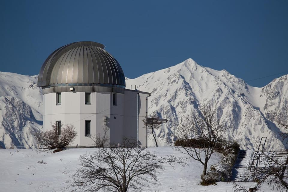 Nearby landmark, Winter, Mountain view