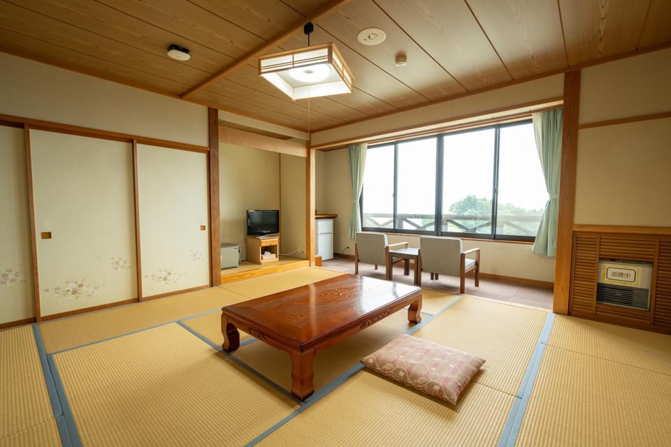 星と緑のロマン館 Hotel in Kitaazumi District