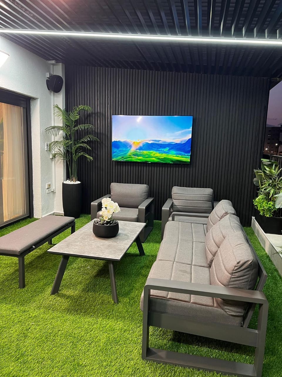 Patio, Communal lounge/ TV room, Garden view