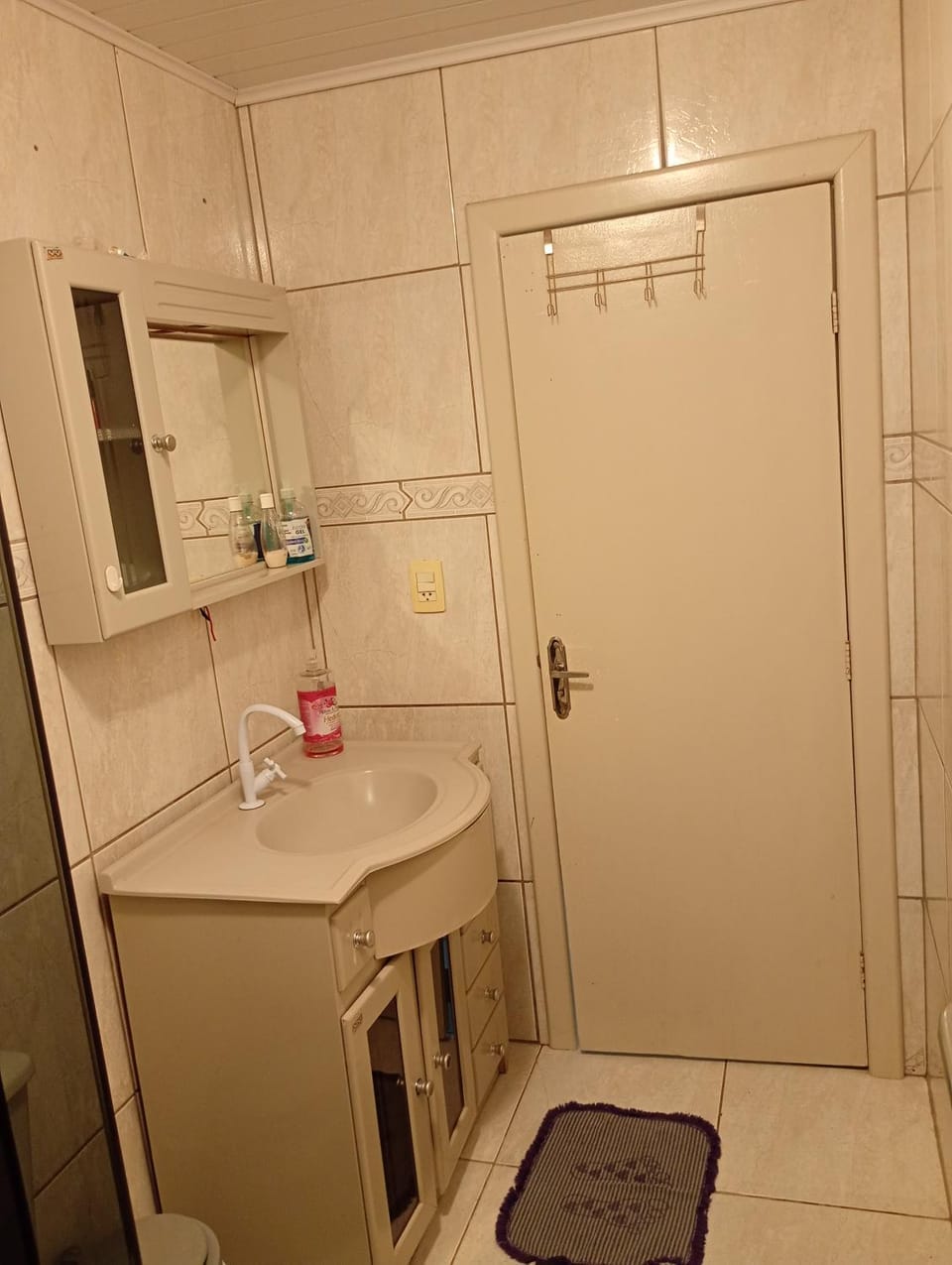 POUSADA ALTERNATIVA MANU LAGES Quarto Triplo Bed and Breakfast in State of Santa Catarina
