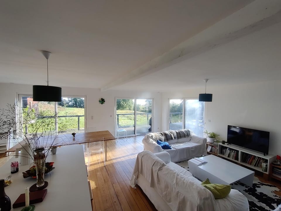 Communal lounge/ TV room, Living room, Seating area