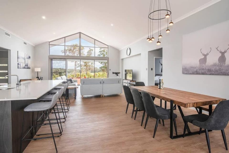 Skibo House - A Family Retreat near Margaret River House in Witchcliffe