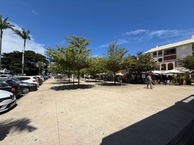 Apartment 'Ross Noar' close to beach and village Apartment in Saint-Paul