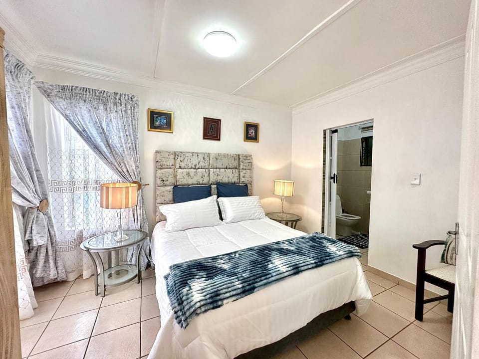 Long on Hill Apartment in Sandton