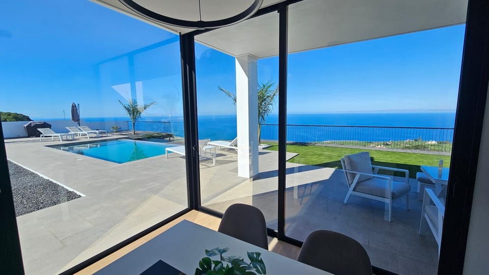 Summer, Balcony/Terrace, Pool view, Sea view, Swimming pool, Swimming pool