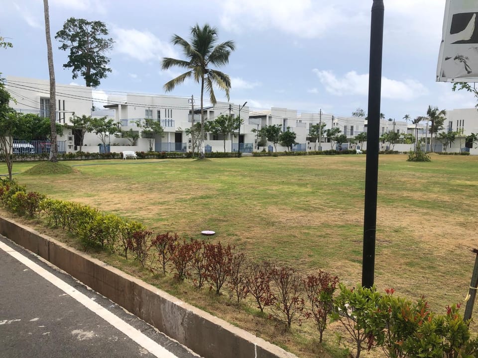 Santorini Resort Twin Residences, Negombo House in Negombo