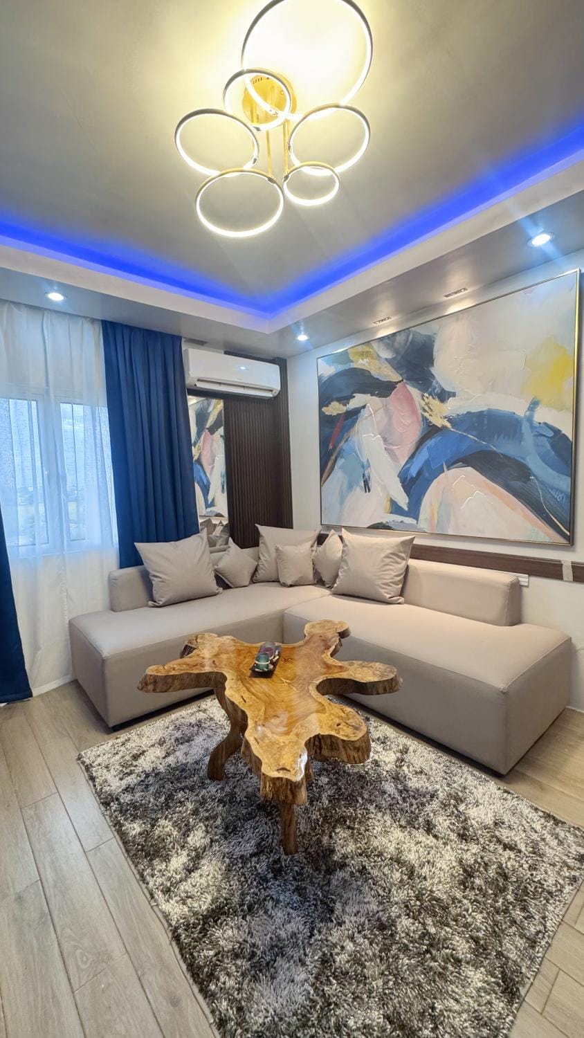 CoZerenity Stays - Premium two-bedroom Condo Apartment in Naga