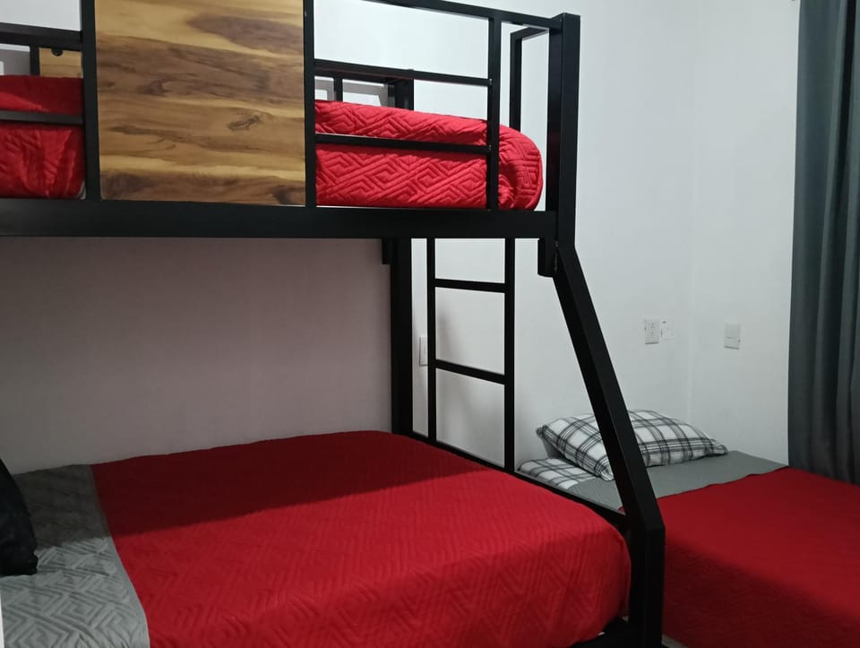 Bed, Bedroom, bunk bed