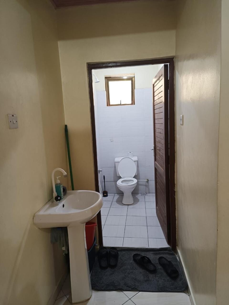 Toilet, Bathroom