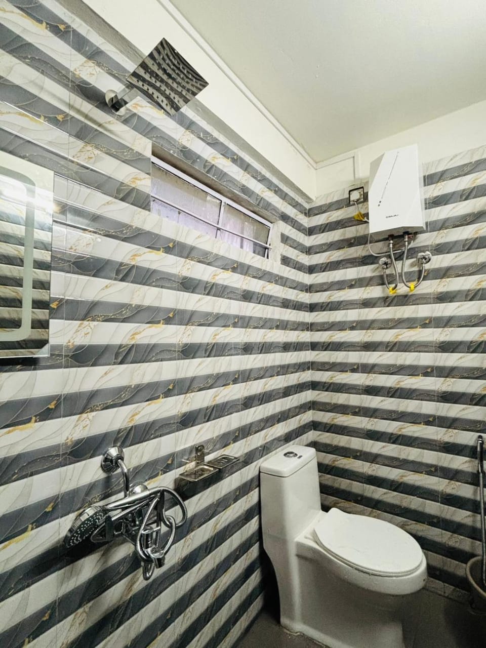 Shower, Toilet, Bathroom