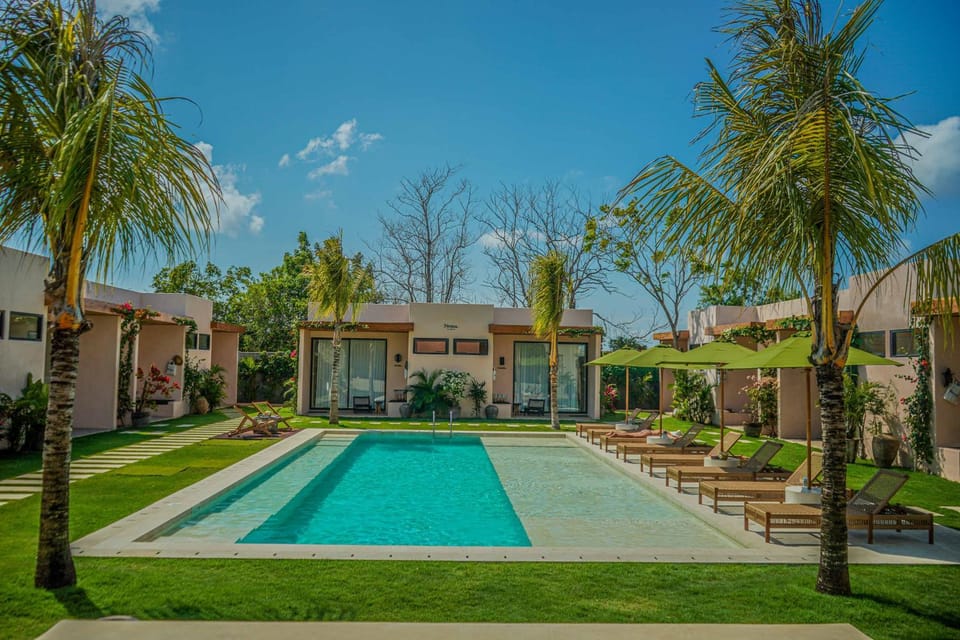 Natural landscape, Garden, Pool view, Swimming pool, sunbed