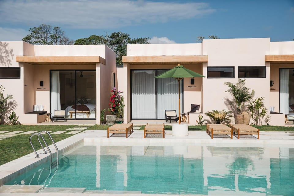 Property building, Garden view, Pool view, Swimming pool