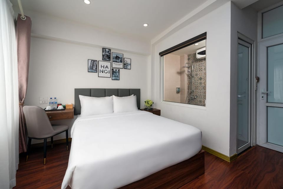 Bed, Photo of the whole room