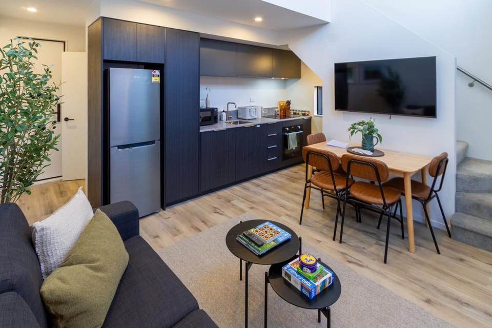 Kitchen or kitchenette, Living room, Dining area