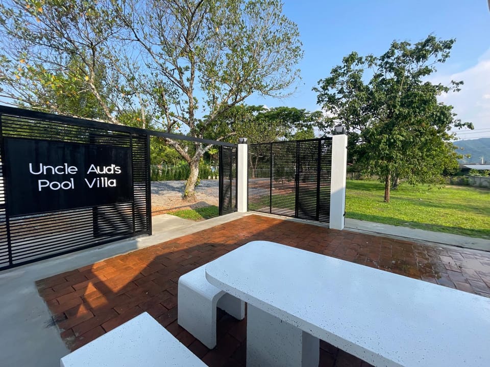 Uncle Aud's Pool Villa near Hatyai City Villa in Thailand