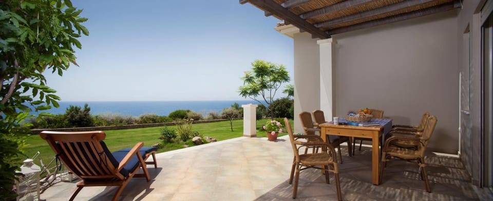 Spring, Day, Summer, Balcony/Terrace, Seating area, Dining area, Autumn, On site, Garden view, Sea view