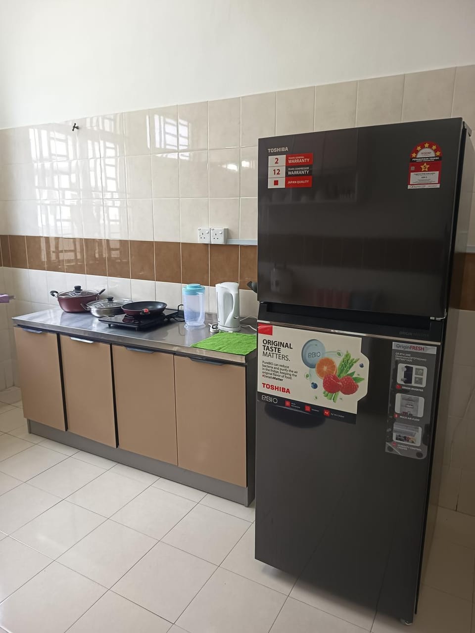 Kitchen or kitchenette, Kitchen or kitchenette