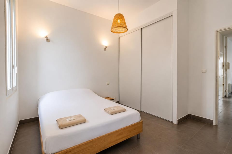 Bed, Bedroom, wardrobe