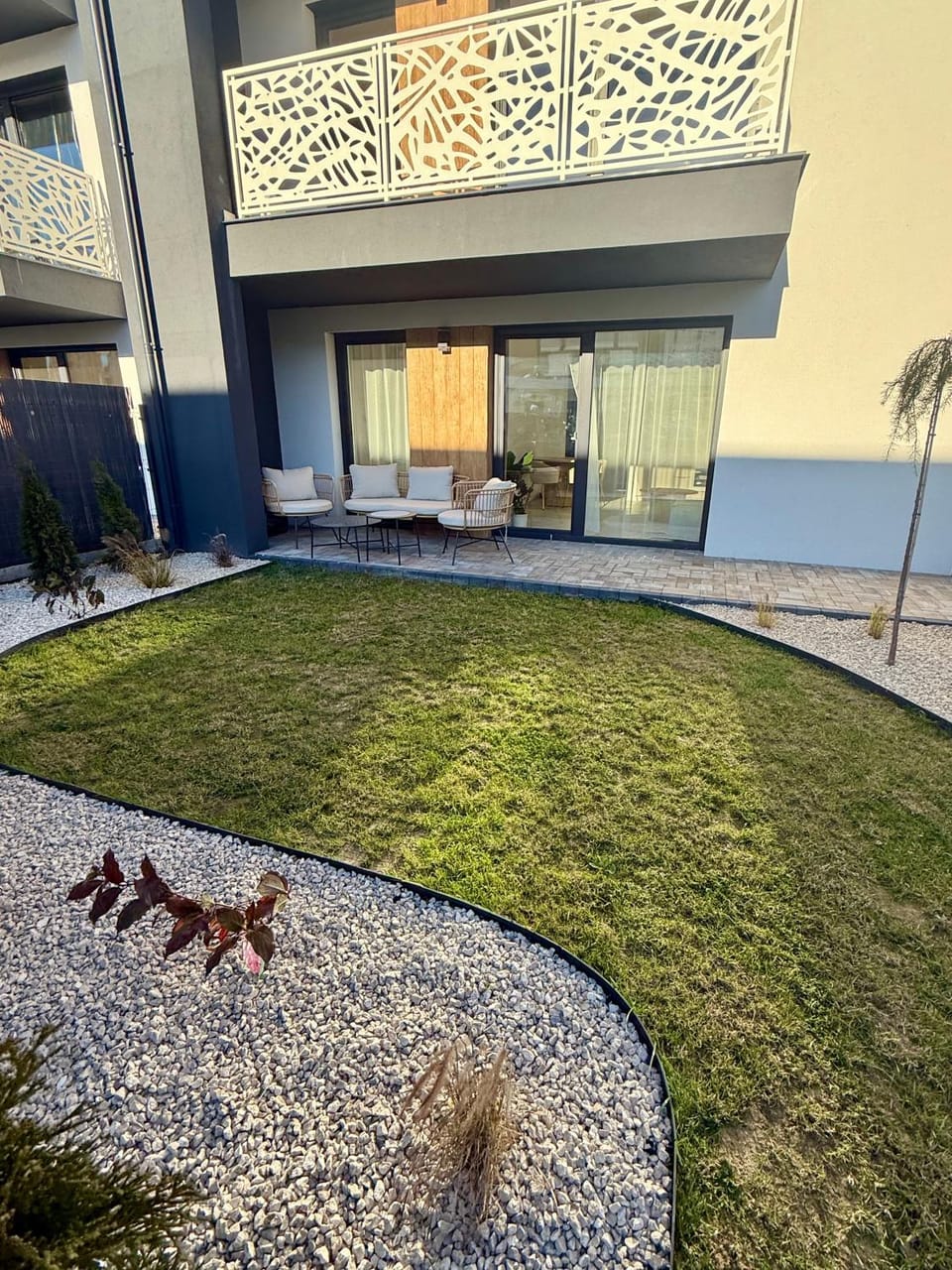 Balcony/Terrace, Garden view