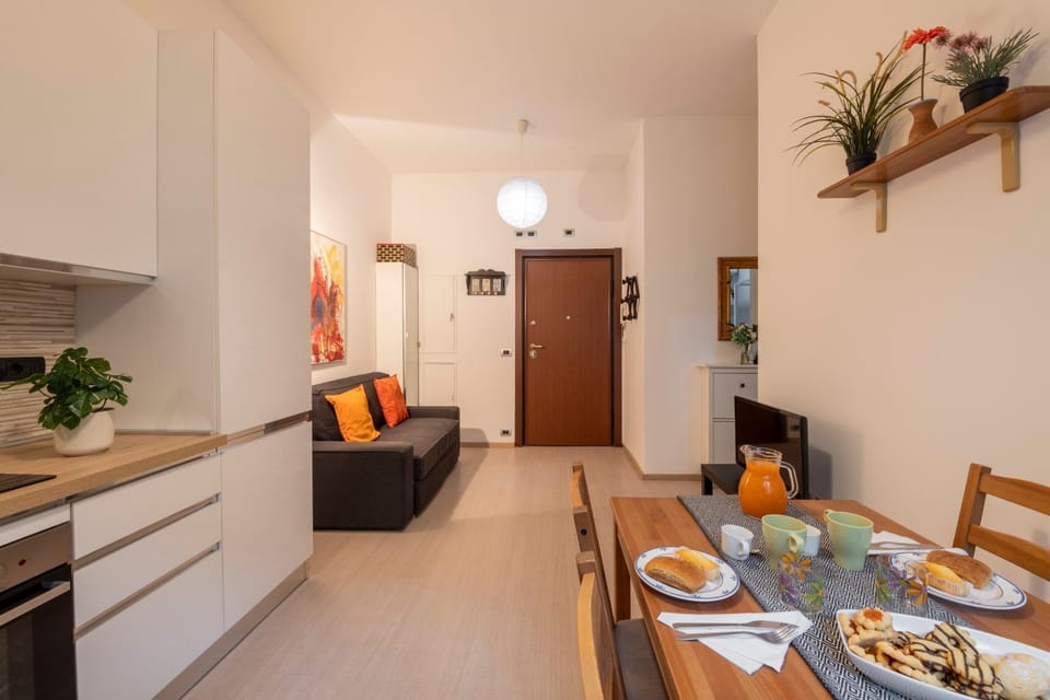 Kitchen or kitchenette, Living room, Dining area